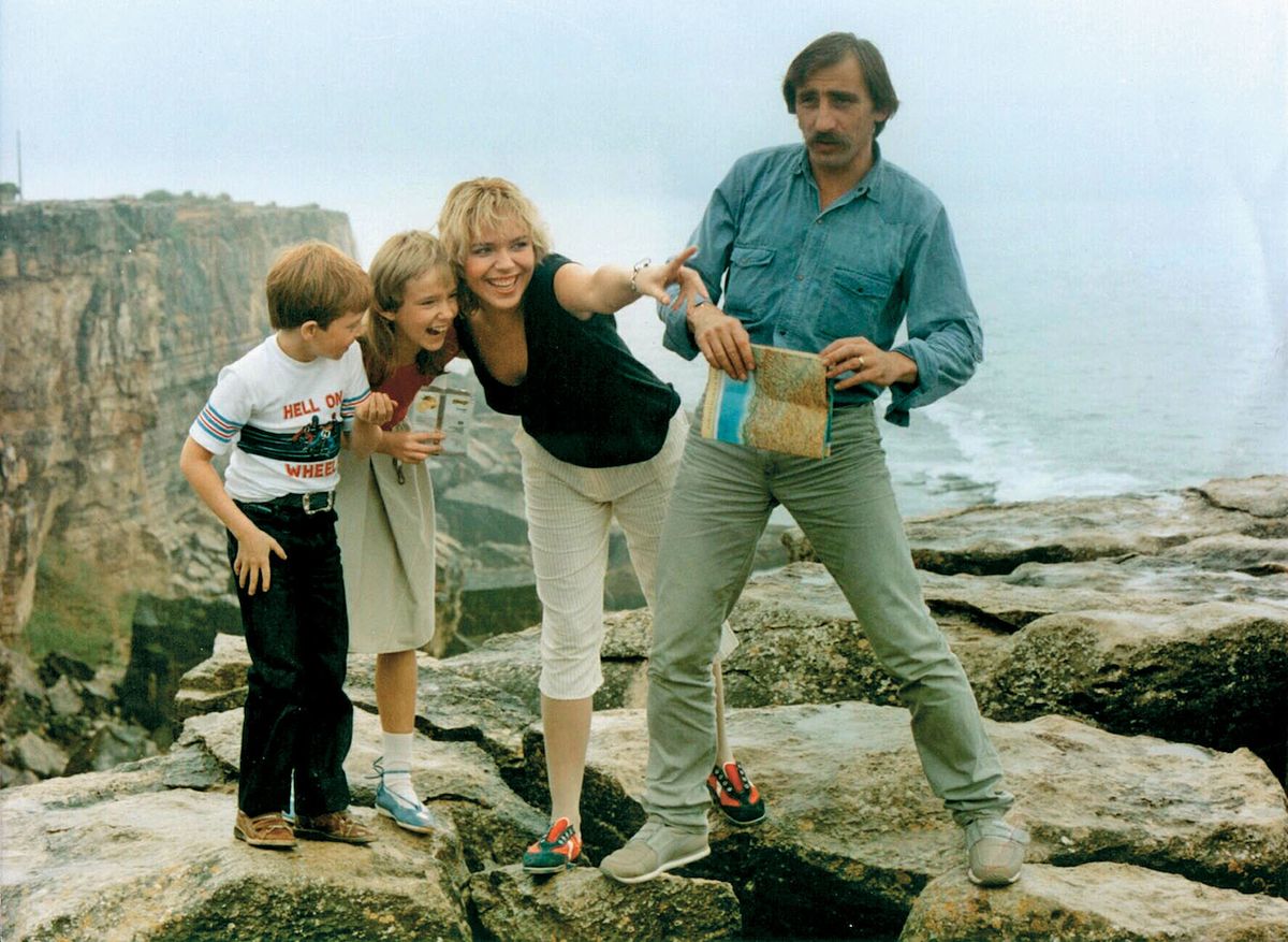 S Dagmar Veškrnovou Havlovou hráli v dodnes populárních Chobotnicích z II. patra (1986) rodiče dvou dětí.
