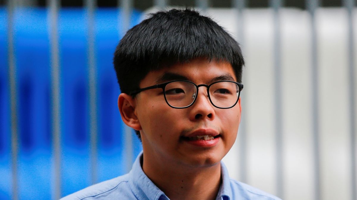 Hongkongský aktivista Wong půjde na dalších deset měsíců do vězení