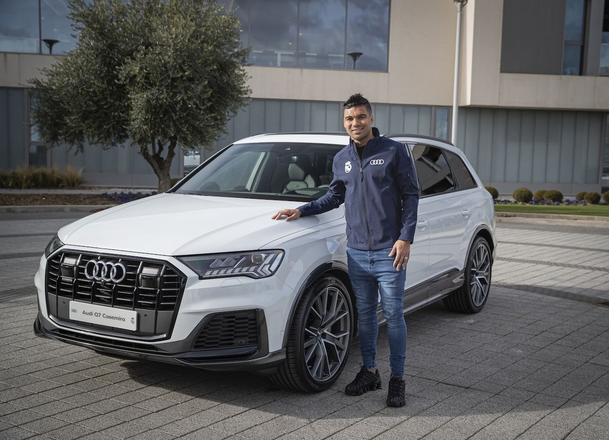 Hráči Realu Madrid si vybírali nové vozy Audi.