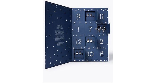 M&S Collection Christmas Jewellery Advent Calendar - kalendář pouze na 12 dní plný bižuterie, 529 Kč