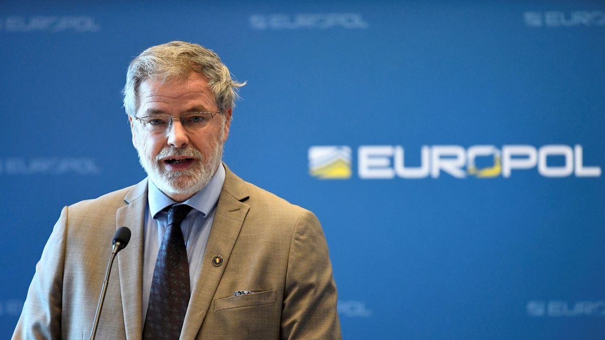 Mluvčí belgické federální prokuratury Eric Van Der Sypt