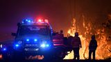 Požáry u Sydney jsou moc velké na uhašení, varovali hasiči