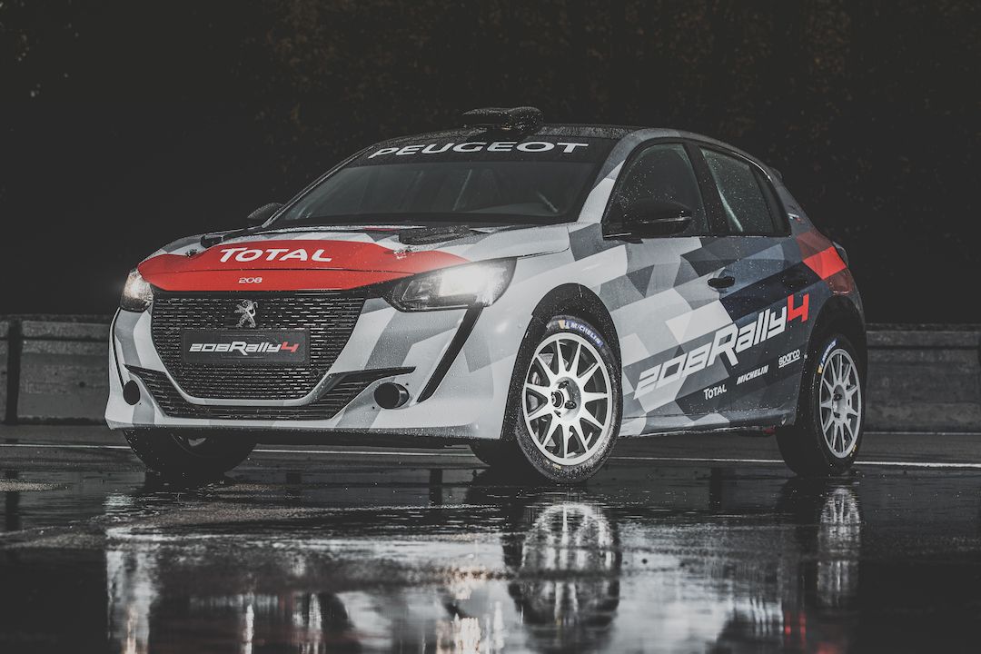 Závodní speciál Peugeot 208 Rally 4