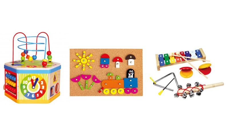 Motorická kostka 7v1, díky rozmanitým aktivitám, které mohou děti na každé stěně kostky plnit, procvičují jemnou motoriku ruky, logiku a soustředěnost, 826 Kč; Hra s kladívkem - Krtek, 254 Kč; Hudební set s trianglem, 415 Kč; Vše Bino Dřevěné hračky