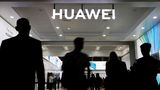 Huawei dostal v Británii stopku. 5G sítě musí postavit někdo jiný