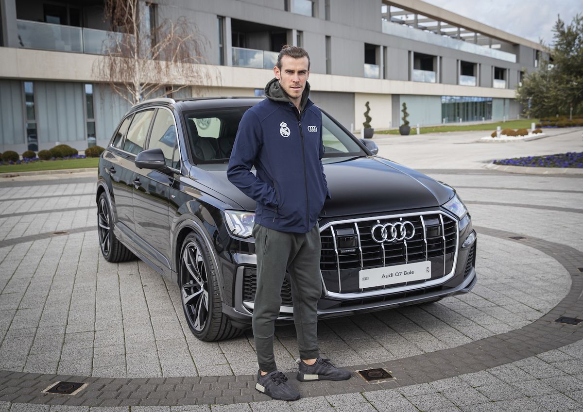 Hráči Realu Madrid si vybírali nové vozy Audi.