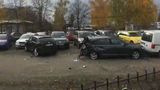 Kamion vjel v Prostějově do autoservisu a naboural 27 aut