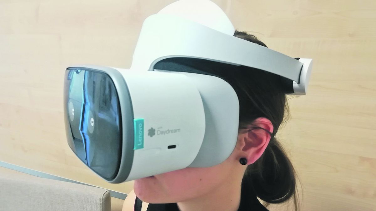 Nová technologie bojující s depresemi využívá brýle pro virtuální realitu.
