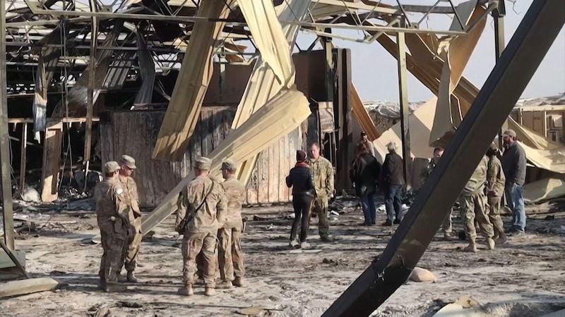 Američtí vojáci se ve strachu před íránskými raketami vrhali do Saddámových bunkrů