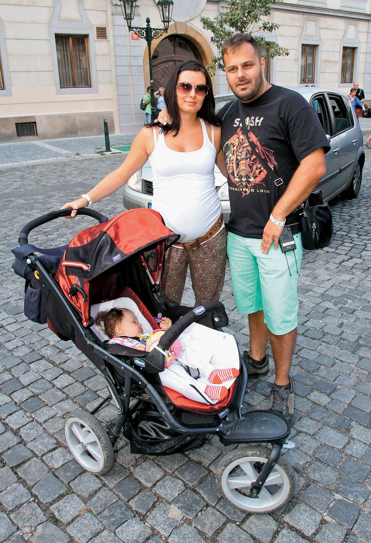 S manželkou Monikou a dcerou Alicí v roce 2013. Syn Mikuláš už byl na cestě.