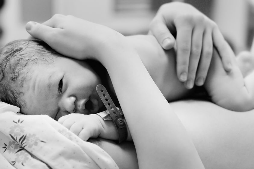 Až 70 % porodů v Centru porodní asistence proběhlo pouze s porodní asistentkou