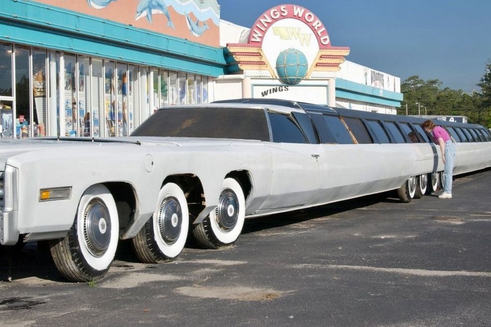 Nejdelší limuzína světa na starší fotografii z Myrtle Beach, USA