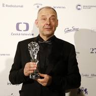 Václav Marhoul získal Českého lva kromě jiného i za režii filmu Nabarvené ptáče.