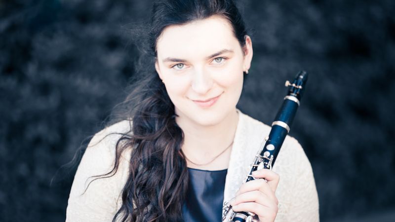 V roli sólistky se ve středu 26. února v Pardubicích představí vynikající klarinetistka Anna Paulová.