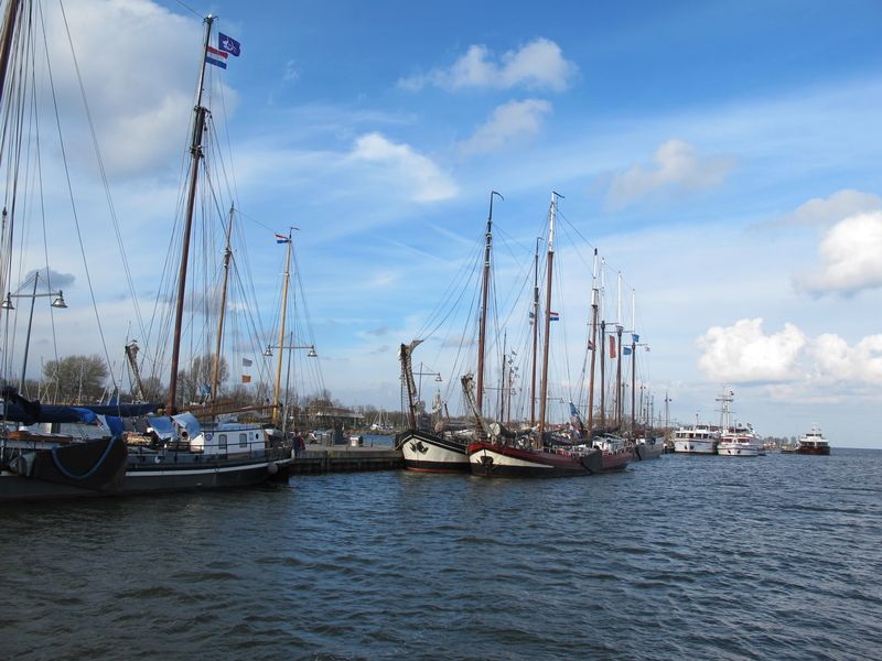 Historické plachetnice v přístavu Enkhuizen