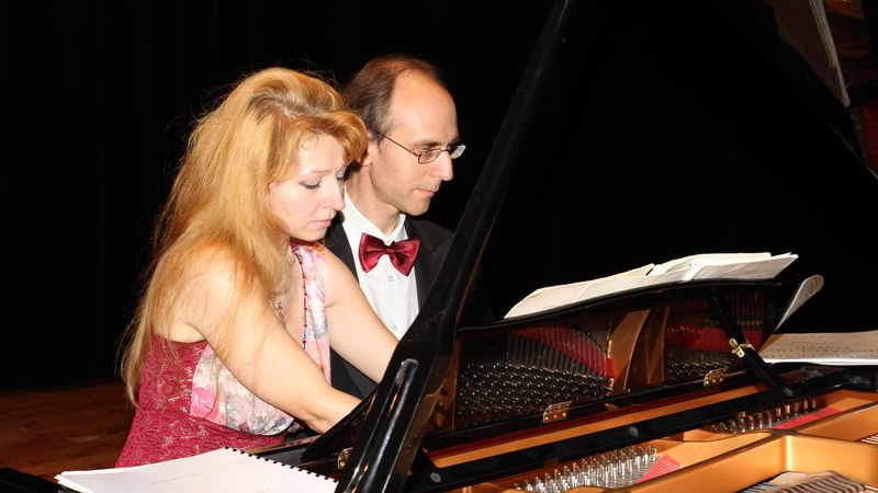 Na zahajovacím koncertu excelovalo Duo Ardašev - stálice na tuzemských i zahraničních pódiích.