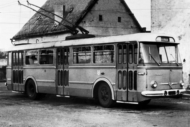 trolejbus Škoda 9Tr