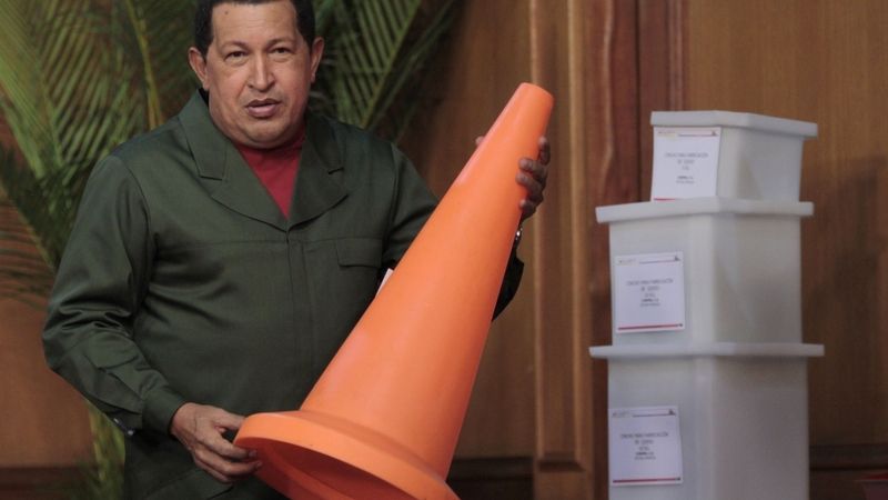 Venezuelský prezident Hugo Chávez v televizním pořadu Alo Presidente
