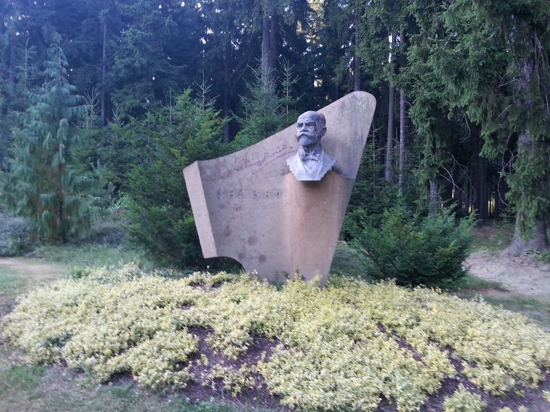 Busta Antonína Dvořáka