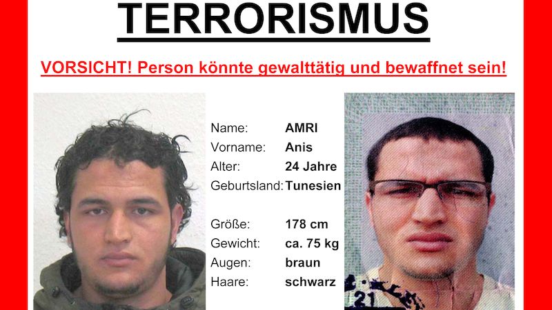 Německá policie varovala, že je Amri nebezpečný a zřejmě ozbrojený.