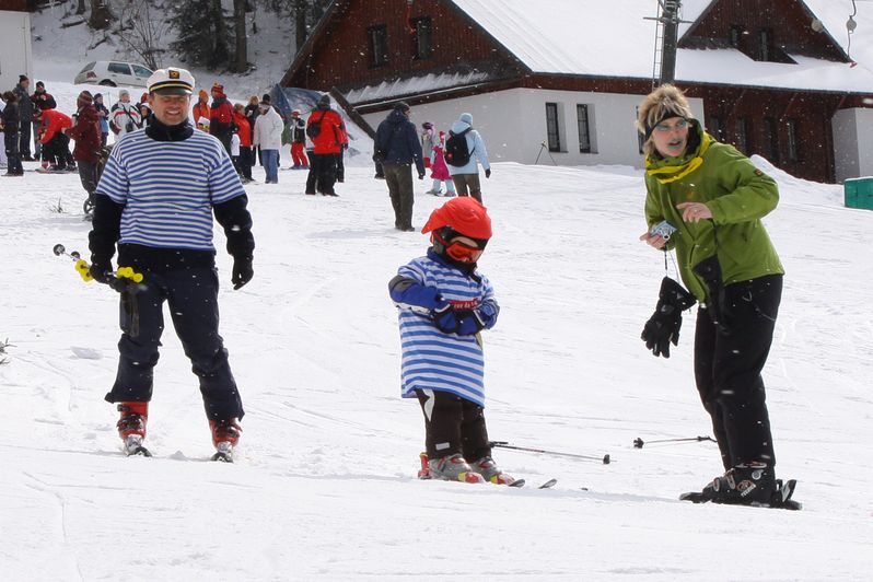 Maškarní lyžovačka patří ve Ski areálu Razula k nejoblíbenějším zimním akcím.