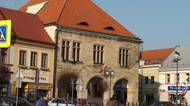 Policie zasahuje na radnici v Nymburku