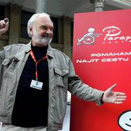 Charita k němu patří desítky let. Tady se ujal role startéra Běhu pro Paraple, jehož je dlouholetou tváří.