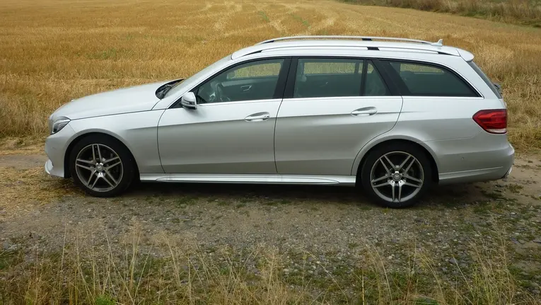 Mercedes Benz E 220 Cdi Kombi Nejvetsi Z Kombiku Novinky Cz