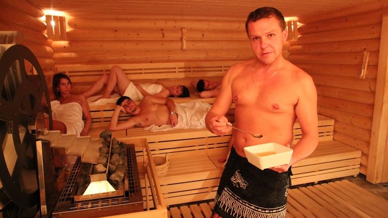 Mistrovství světa v saunovacích rituálech se zúčastní i saunér Jiří Malina z Wellness Horal ve Velkých Karlovicích.
