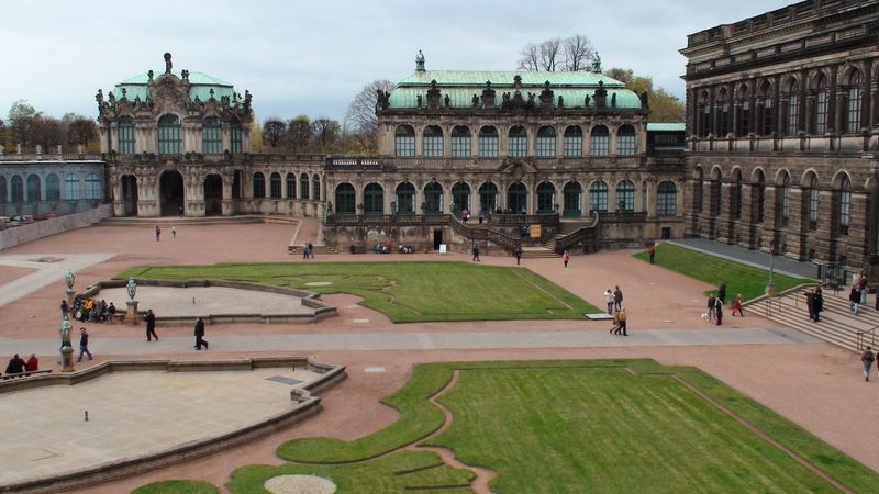 Drážďanské muzeum nepřetržitě hlídá policie, hrozí další loupež století