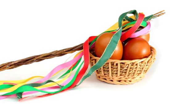 Hody, hody, doprovody. Po pár sklenkách vytáhl koledník na manželský pár kuchyňský nůž