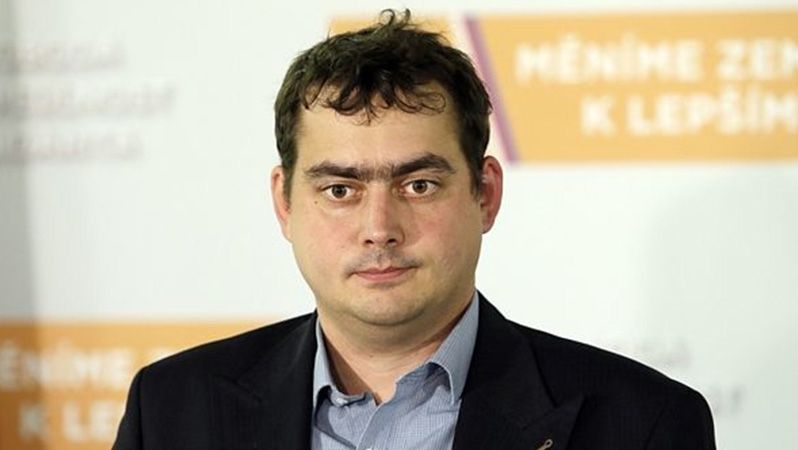 Petr Dolínek