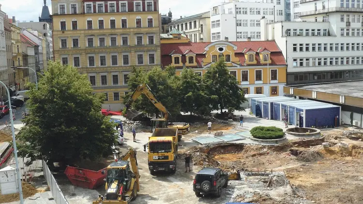 Stavba Centra Na Narodni Tride V Praze Se Asi Opozdi Novinky Cz