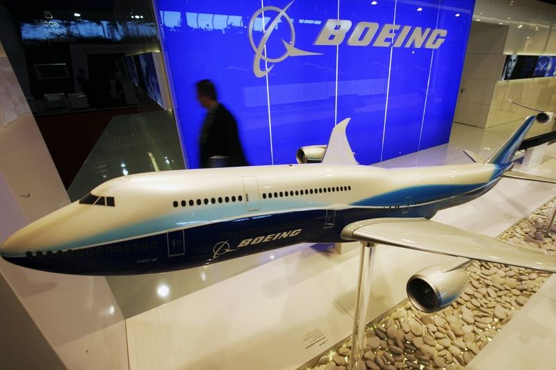 Boeing má dodat do Asie na 60 letadel. Konkurenční Airbus zatím žádné velké zakázky nezískal.