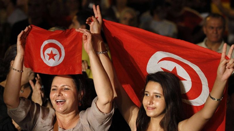 Jedna z protivládních demonstrací v Tunisku .