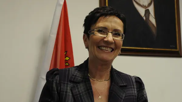 Hejtmankou Stredoceskeho Kraje Je Zuzana Moravcikova Novinky Cz