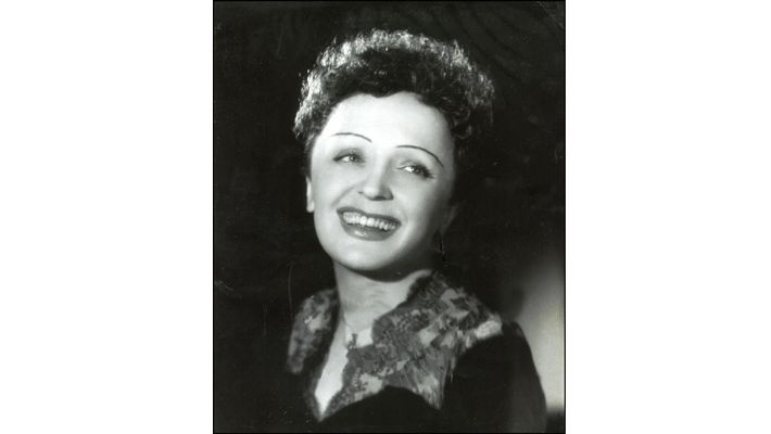 Edith Piaf si prý vymyslela slepotu v dětství.