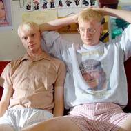 V roce 2003 na sebe upozornil v roli bratra mírně retardovaného hrdiny filmu Vladimíra Morávka Nuda v Brně. Na snímku je s Janem Budařem.