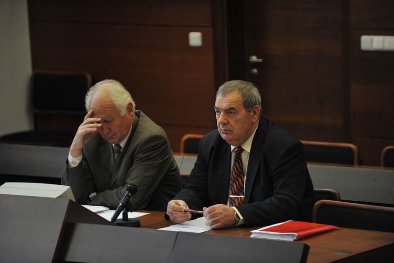 Josef Vondruška (vpravo) u soudu v Liberci