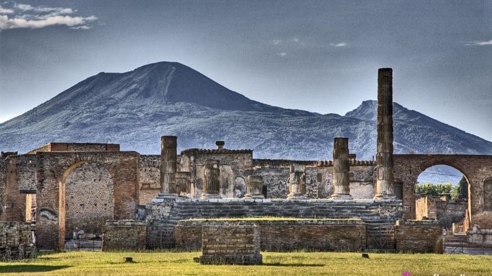 Vesuv by mohl opět způsobit zkázu podobnou zničení Pompejí, varují vědci. 