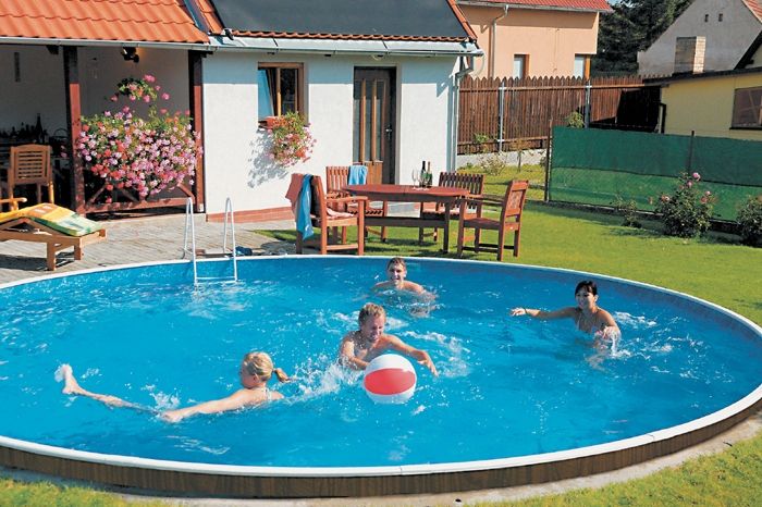 Nadzemní bazén Azuro De Luxe, Mountfield (cena nyní již od 7030 Kč). 