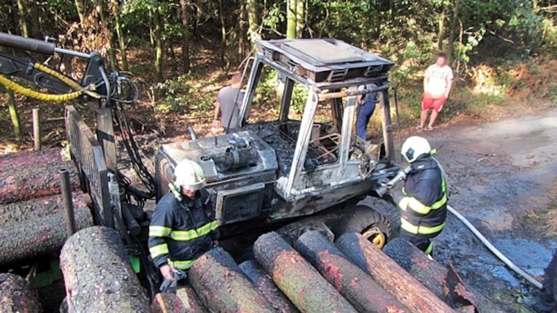 Požár uhasili hasiči z Osvětiman.