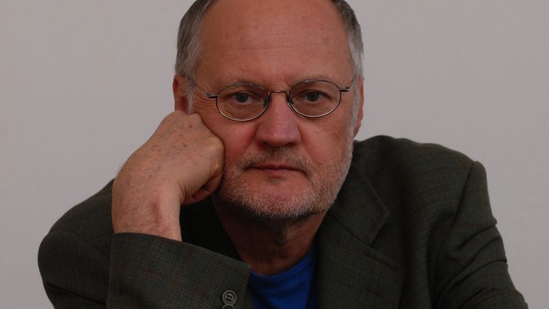 Václav Bělohradský, autor eseje