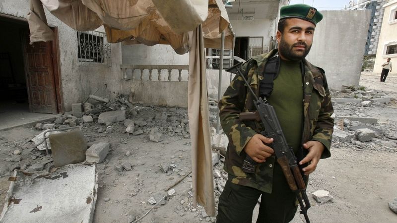 Příslušník bezpečnostních sil Hamásu