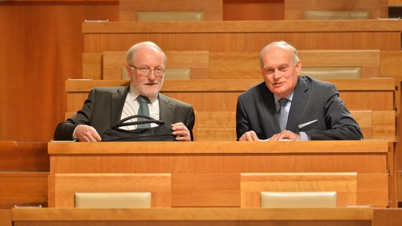 Kandidáti na ústavní soudce Jiří Zemánek (vlevo) a Jan Musil
