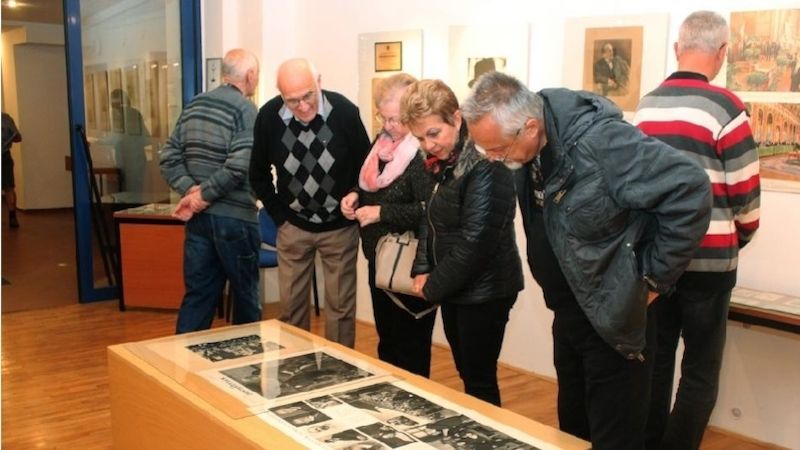 Výstava Klubu přátel umění představila dění minulých sta let v ČSR i městě Ústí nad Orlicí.