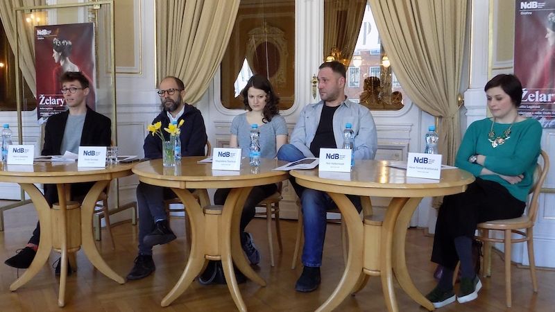 Z tiskové konference: (zleva) Martin Sládeček, Dodo Gombár, Magdaléna Tkačíková, Petr Halberstadt a Hana Tomáš Briešťanská