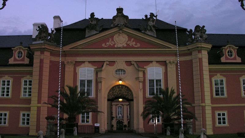 Noční prohlídky představí návštěvníkům exteriéry i interiéry zámku Dobříš.