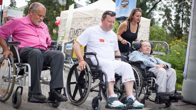V pátek 23. června odstartovala Olomoucká štafeta na vozíku za účasti primátora města Olomouce Antonína Staňka