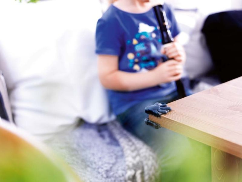 Chrániče rohů sníží nebezpečí úrazu dítěte, které by se mohlo poranit o ostré hrany stolů nebo skříní. Velikost 60 x 60 x 60 cm za 149 Kč/8 kusů. 